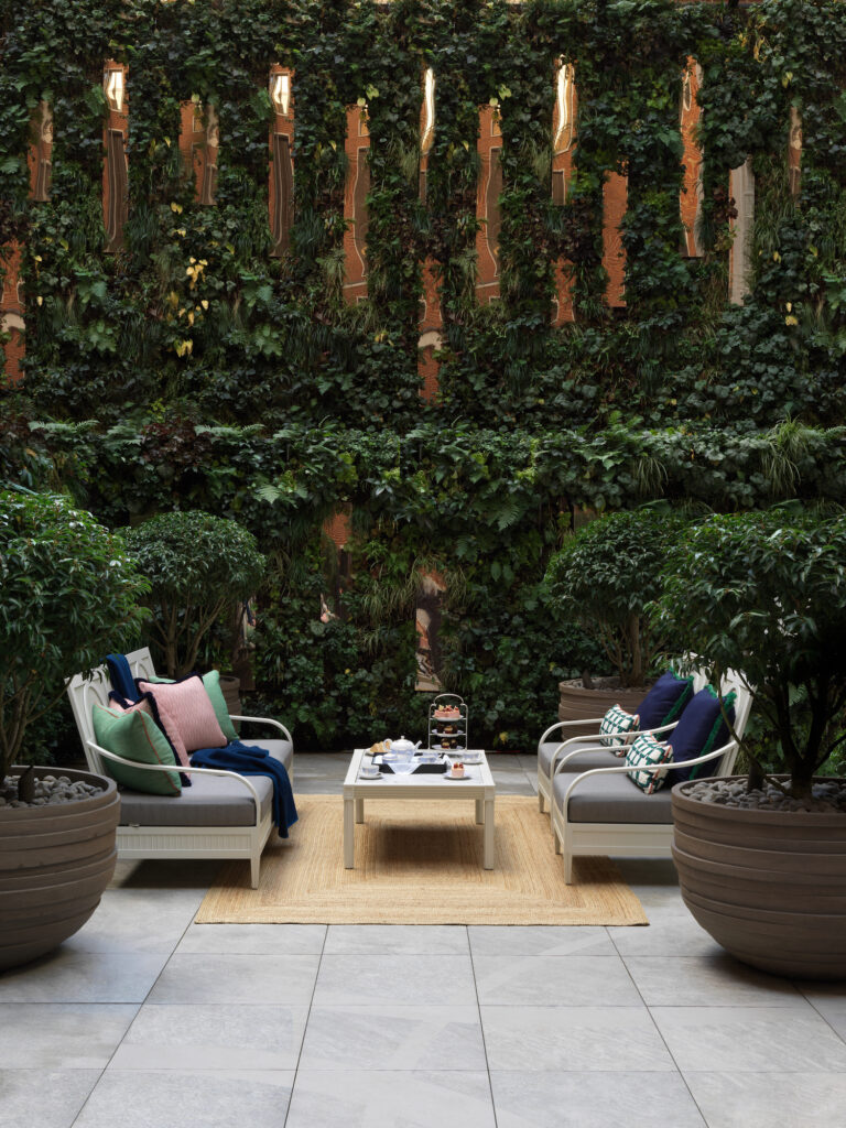 An outdoor room in London