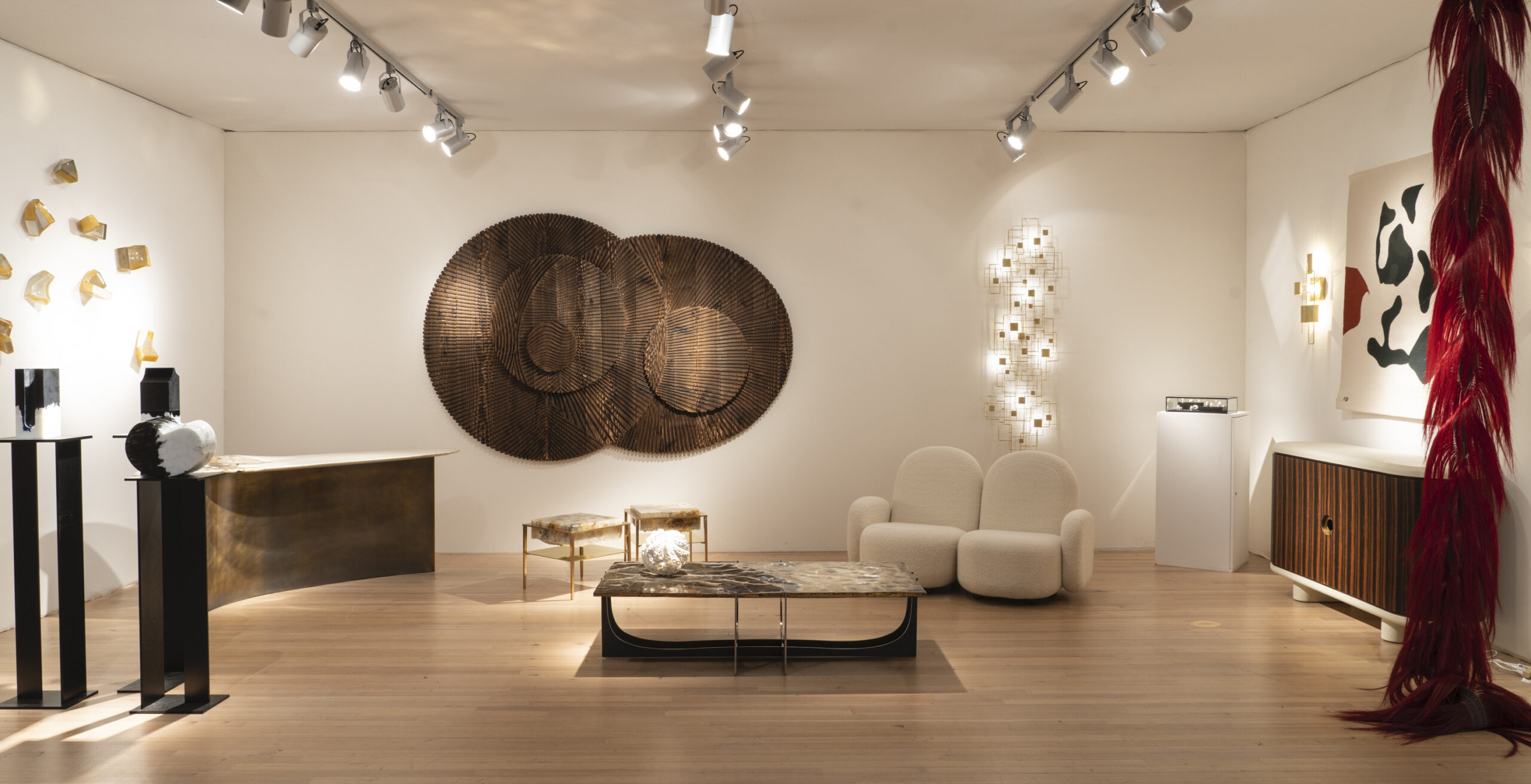Galerie Negropontes at Salon Art + Design 2022 in New York, featured in Effect Magazine