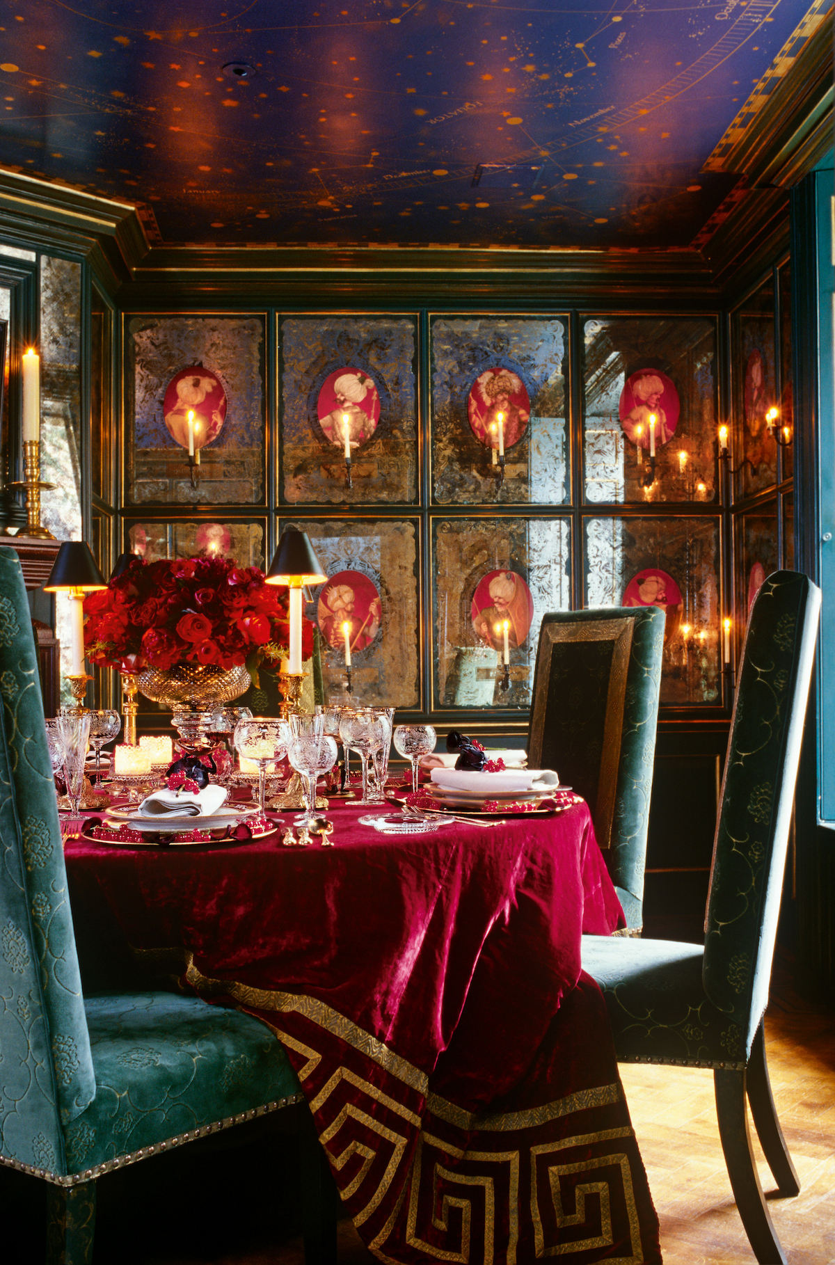 Alidad dining room in a Queen Anne London house