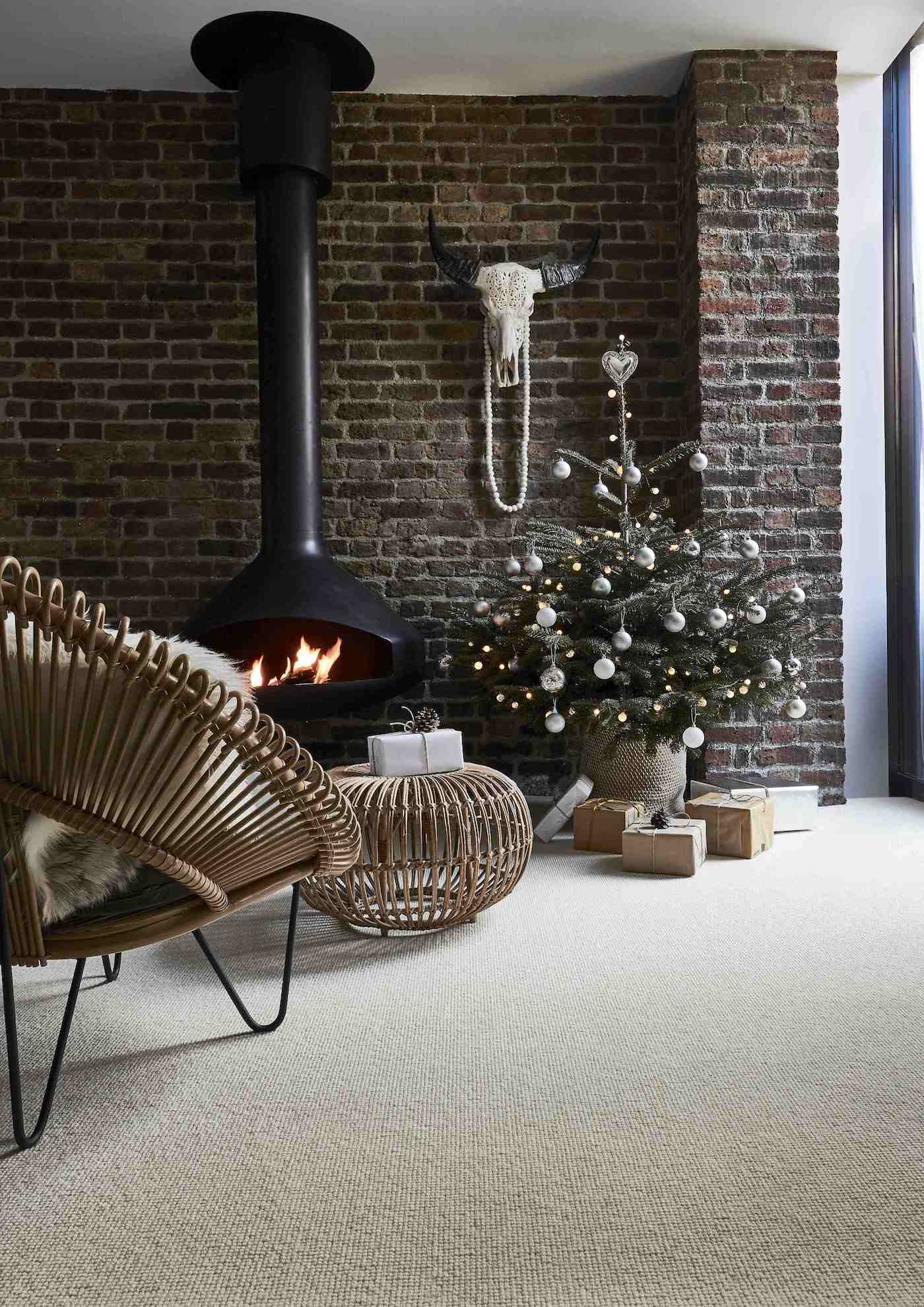 Holiday decorating interior design in Effect Magazine