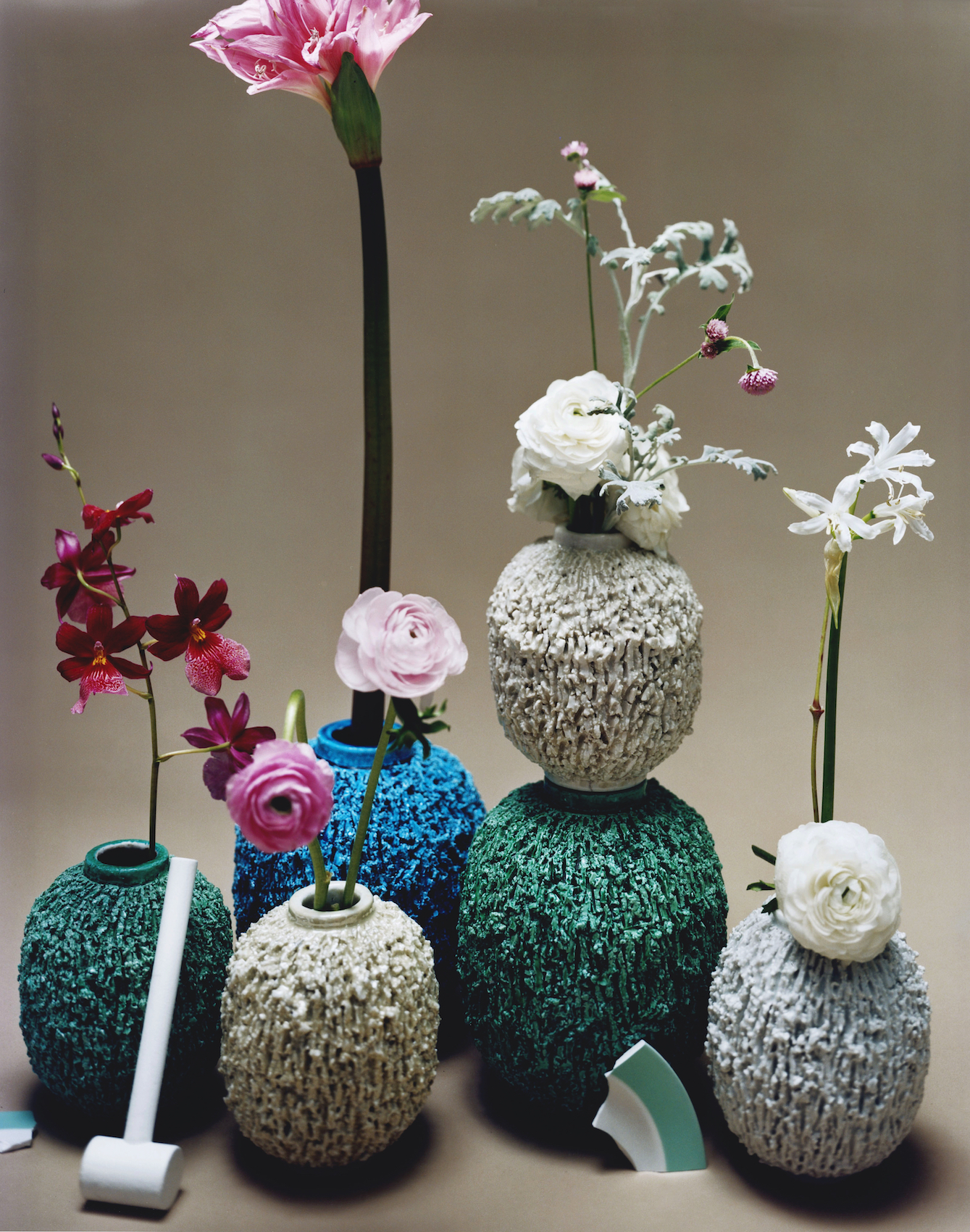 1950s-designed Chamotte vases from Archyvio in Effect Magazine