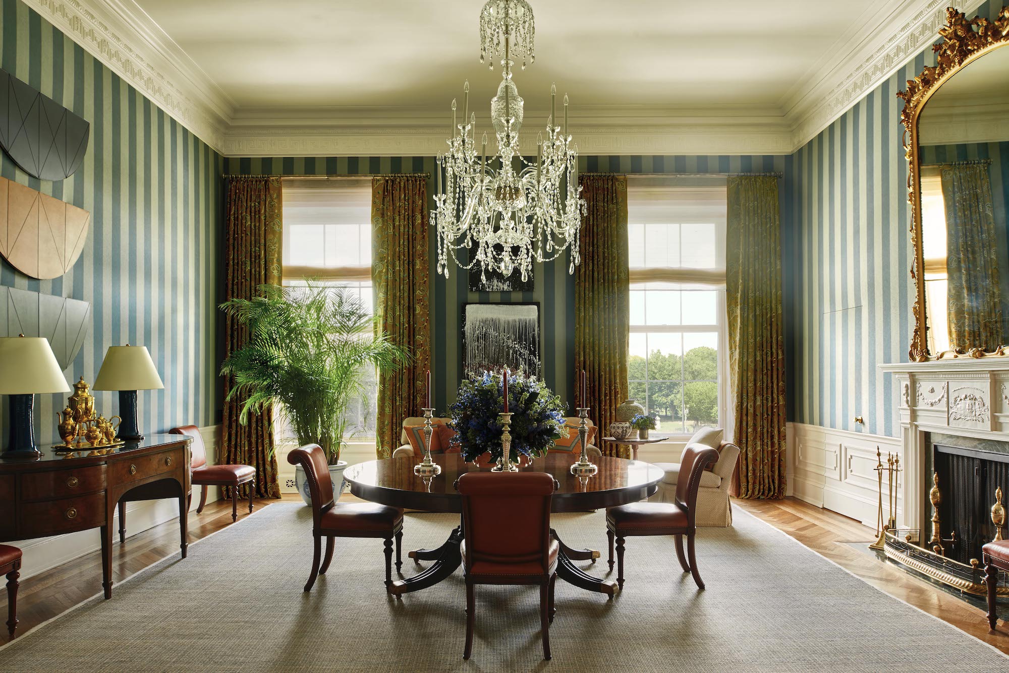 Private dining room at the White House, photographed for Barack Obama by Michael Mundy
