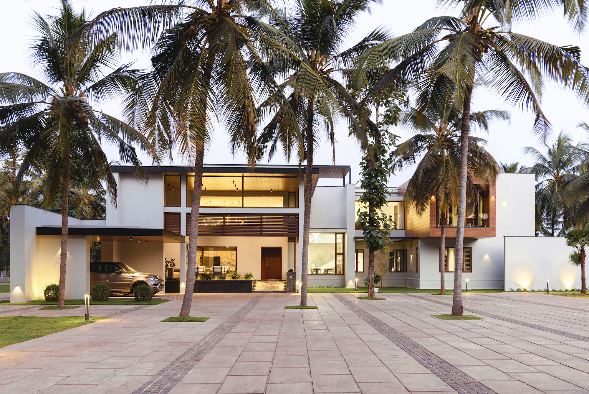 Exterior of Humming Tree's fabulous 'Art Mansion' project by Indian designers Arun Shekar and Mohammed Afnan in Effect Magazine