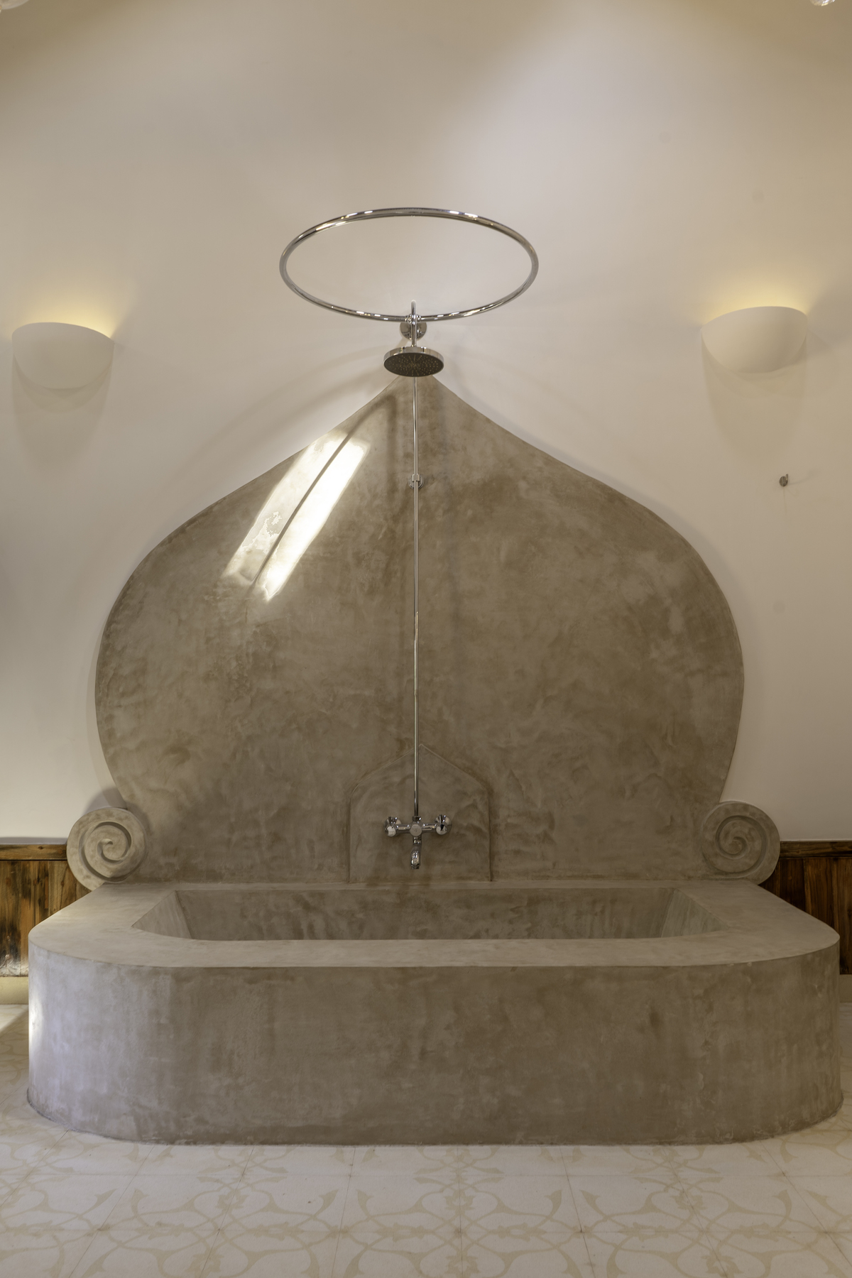 traditional stone bath in a Goan home interior designed by Meetu Akali of Studio Momo in Effect Magazine