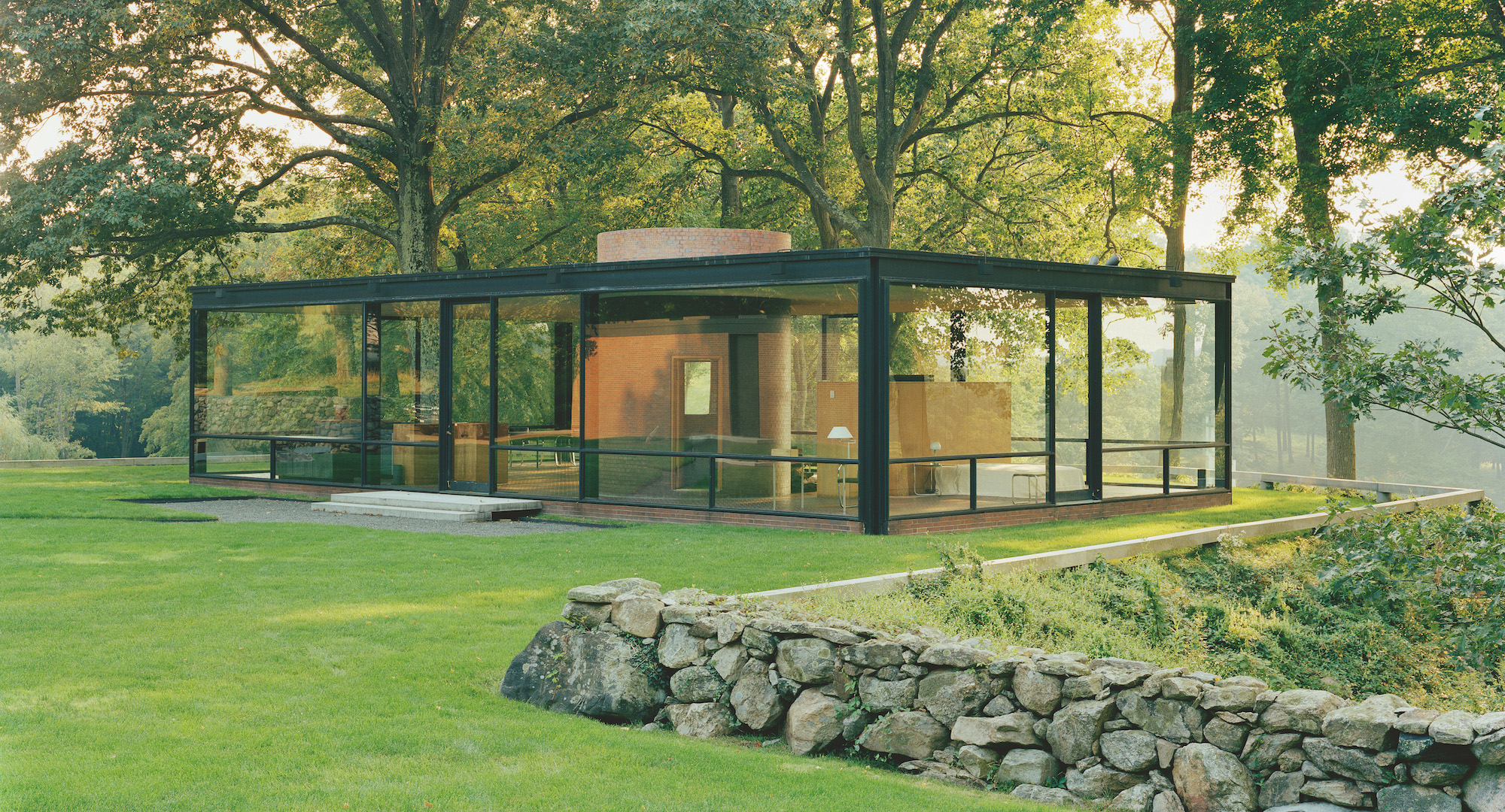 Glass House in New Canaan, Connecticut was completed in 1949 by architect Philip Johnson From “Glass Houses” published by Phaidon - Effect Magazine - Effetto